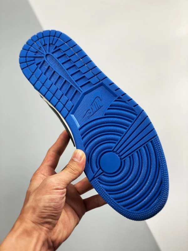 Travis Scott x Air Jordan 1 Low "Fragment" - Image 3